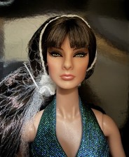 Integrity Toys MIRAGE GISELLE DIEFENDORF Stilettos Out Convention Doll NRFB