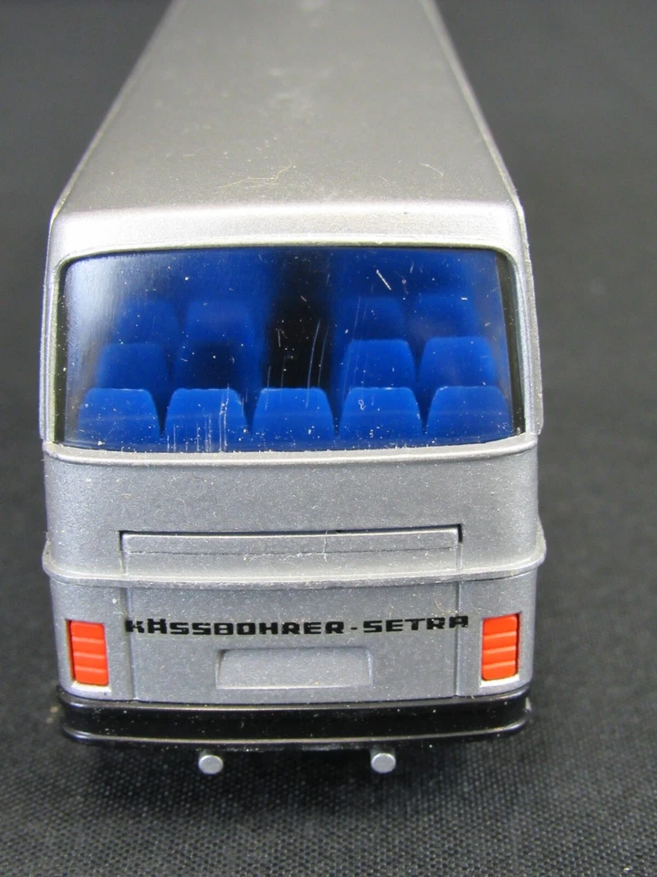 Cursor-Modell 579 1:60 Diecast Kassbohrer Setra Typ S 215 HD Bus MIB MZ672 - Image 4 of 4