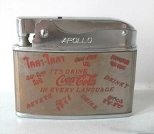 BRIQUET VINTAGE IT'S DRINK COCA COLA « DANS TOUTES LES LANGUES » APOLLO ROGERS JAPON