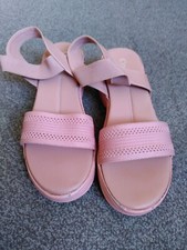 Comfort for walk pink sandals size 7