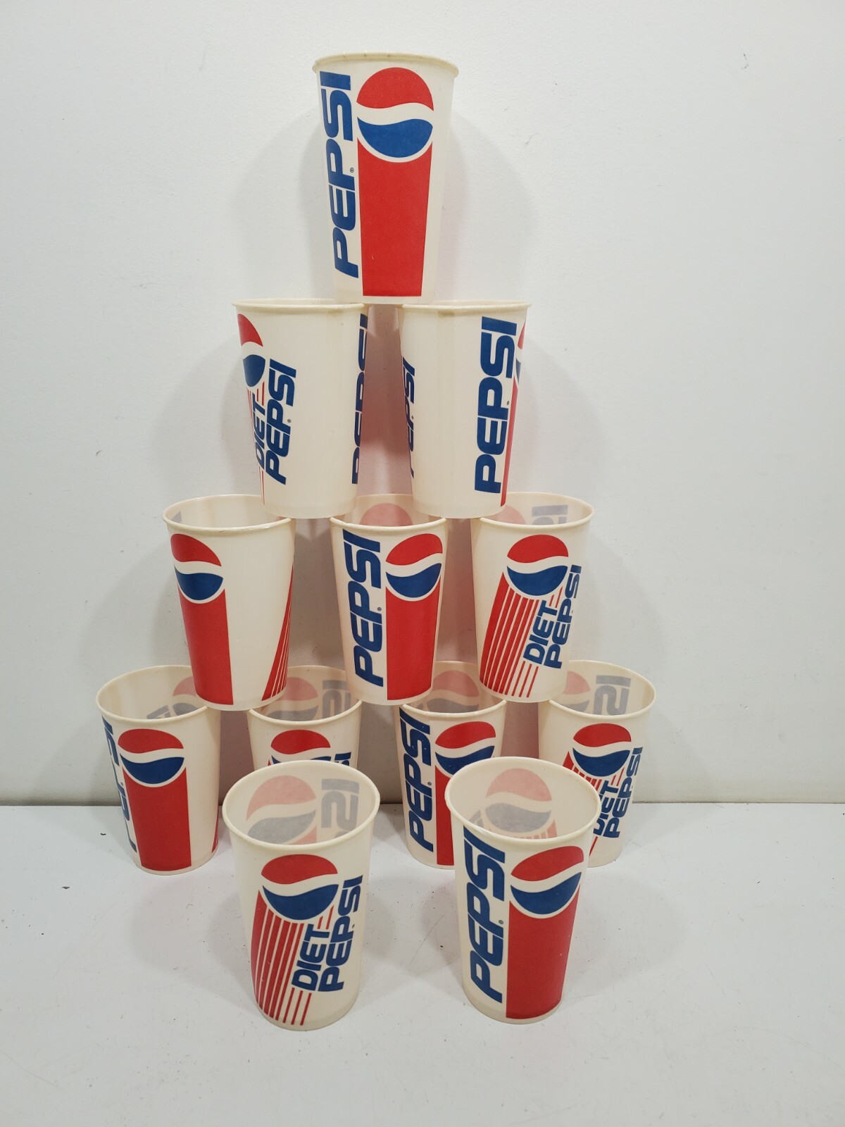LOT OF 12 VINTAGE 80'S PEPSI COLA RESTAURANT WAX PAPER CUPS RETRO PROP ...