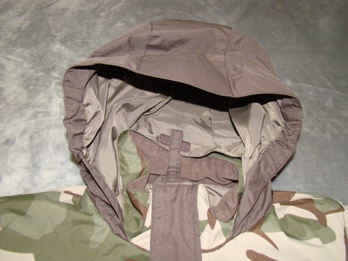 Bass Pro Shop Boys Size 6-8 Camo All Weather Zip Hooded Jacket - Picture 3 of 10
