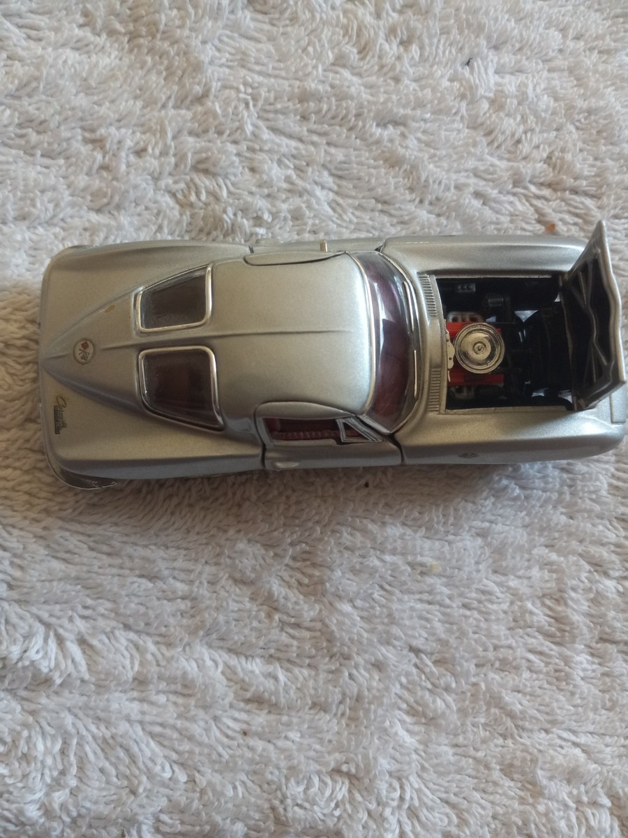 Franklin Mint 1963 Chevrolet Corvette 1:24 Diecast Car for sale