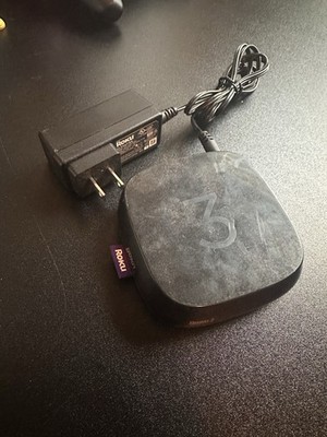 Roku 3 Streaming Media Player 4230X Box Black with Power Adapter