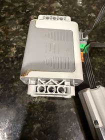 LEGO 8881 Power Functions Battery Box and LEGO 8883 Motor