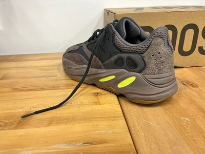 Size 11 - adidas Yeezy Boost 700 V1 Mauve 192610902789| eBay