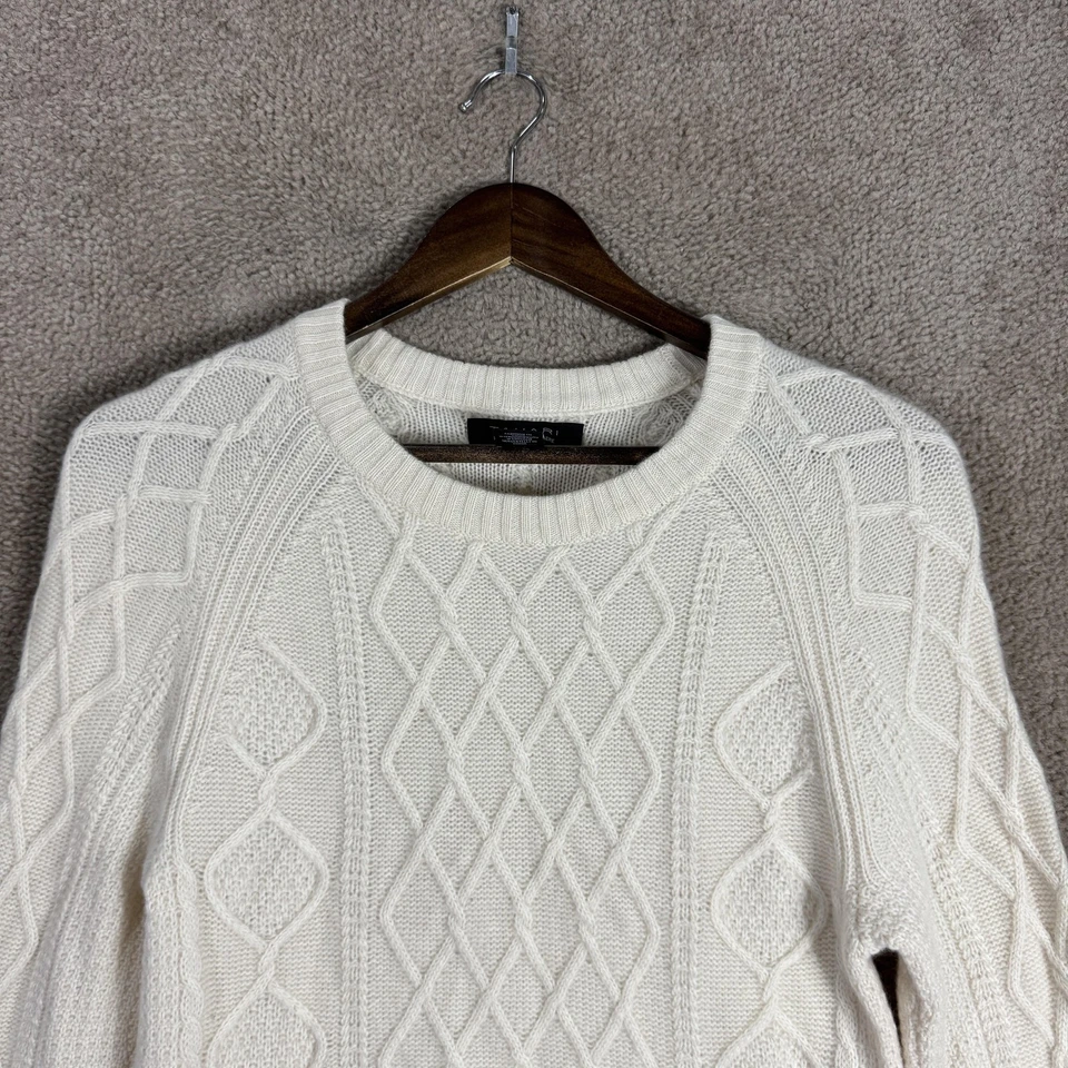 Suéter Tahari Para Mujer Pequeño Cuello Redondo Cachemira Tejido con Cable Pullover Suave Foto 2 de 4