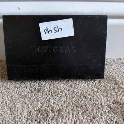 NETGEAR GS308v3 Black Wired 8 - Port Gigabit Ethernet LAN Unmanaged PoE Switch