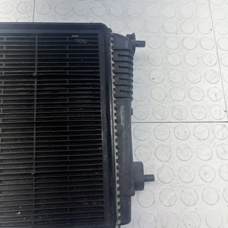 Toyota Supra Gr A91 2021 3,0 L B58 fabricante de equipos originales lado derecho del pasajero conjunto de enfriador de rueda auxiliar OEM Foto 3 de 4