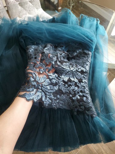 Maxi abito Tadashi Shoji Runway monospalla tulle pizzo SMERALDO $990 US2 S - Foto 9 di 12