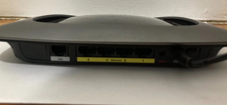 Cisco Linksys WAG160N Wireless-N ADSL2+ Modem Router 802.11N 300mbps WIFI Dual - Image 2 of 3