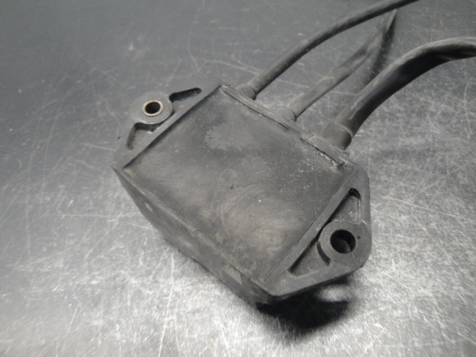 91 1991 POLARIS INDY SPORT 500 SNOWMOBILE ENGINE IGNITION COIL COILS