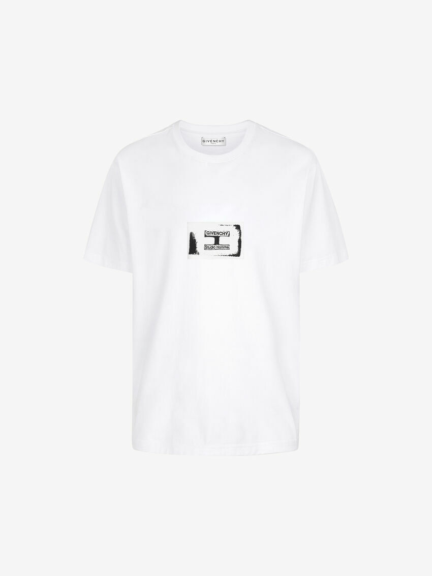 【GIVENCHY】関税込☆ベーシックTシャツ アイボリー Givenchy Studio Homme T-shirt With Patch BM70UQ3002 100 | eBay