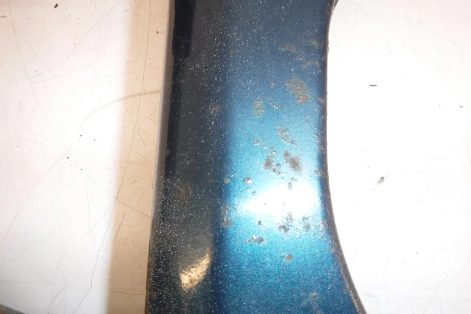 Suzuki Intruder 800 1998 basculante trasero verde brazo de suspensión Foto 4 de 4