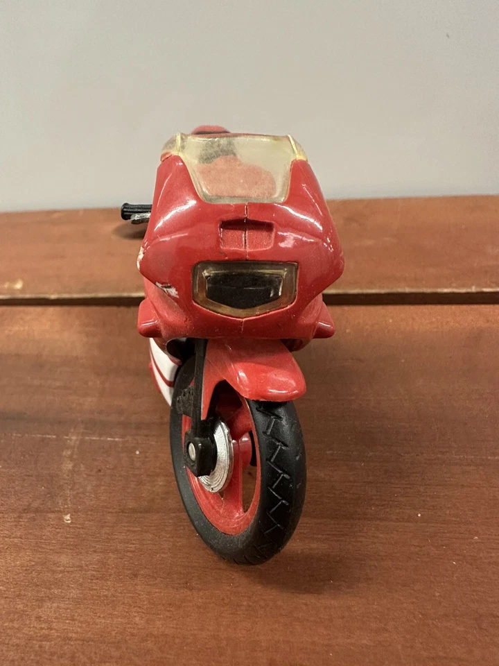 1993 Road Champs Hot Cycles Yamaha RC10 750 1/18 Scale (Red/White) - Image 3 of 4