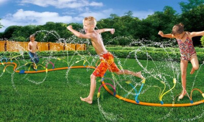 Banzai Wigglin Water Sprinkler 12 Ft Spring Summer Outdoor Backyard  Kids Fun
