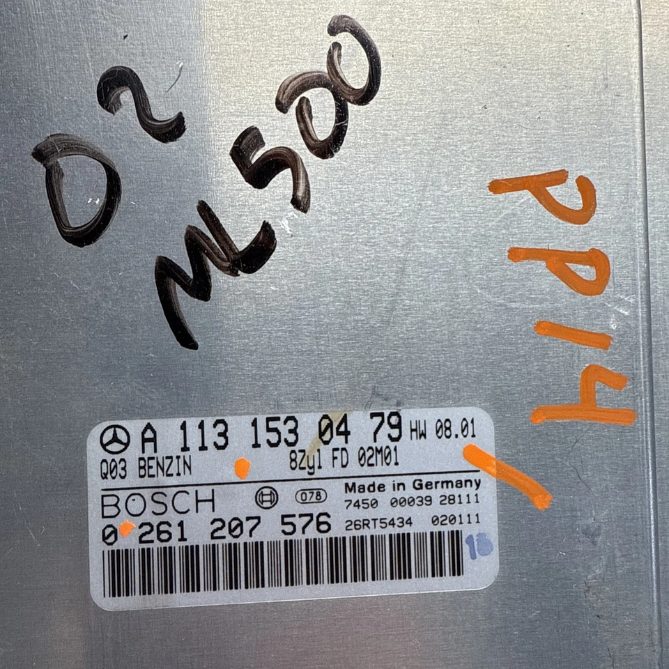 A 113 153 04 79 Mercedes-Benz SL500 or ML500  2000-2004 ecm ecu computer Foto 2 de 4