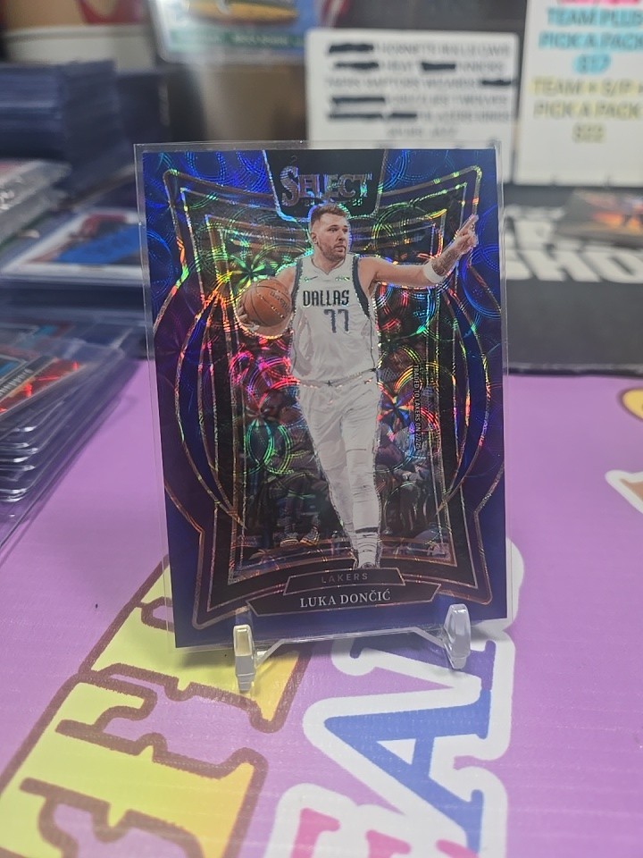 LUKA V DONCIC 2024-25 Select Concourse #56 Blue Scope Prizm  247/249 Lakers