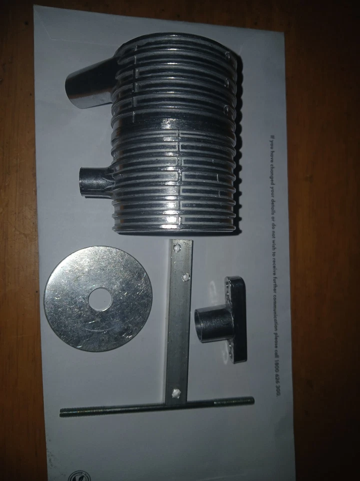 Kyosho Landjump Graupner 4984/28 LD-28 MUFFLER SET Mint Las Vegas Impacta baja - Image 2 of 2