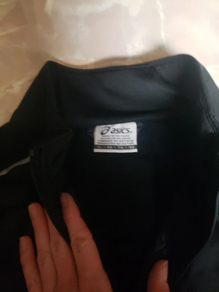 亚瑟士女式 XL 黑色背心全拉链口袋轻便跑步 — 第 2/3 张图片