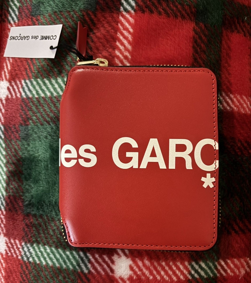 Comme Des Garcons Wallet Huge Logo Full Zip Around Wallet - Red