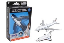 Daron Space Mission Set Boeing 747 and Space Shuttle, Authentic Spacecraft Re...