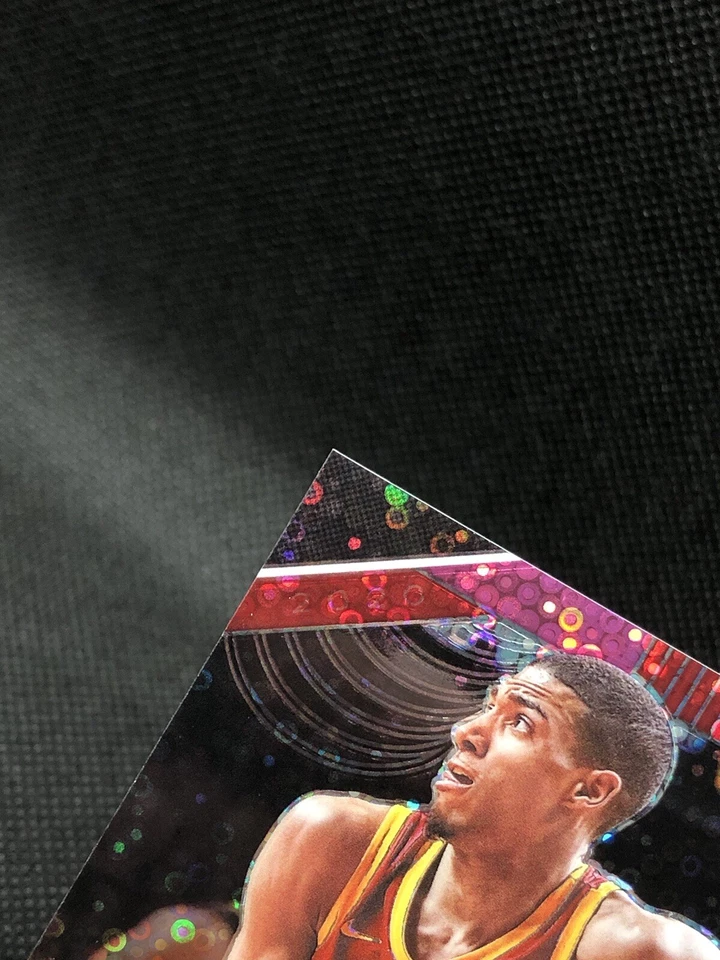 Prizm Draft Picks Tyrese Haliburton 2020/25 Pink Fast Break Prizm SSP RC No. 10 Foto 4 de 4