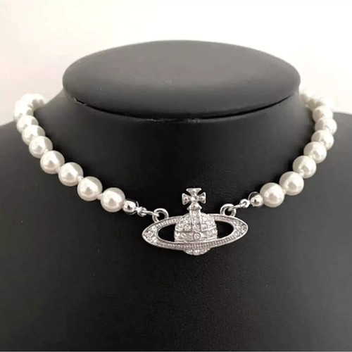 Authentic Vivienne Westwood Silver White Pearl Necklace Choker Chain with Bag - Picture 2 of 4