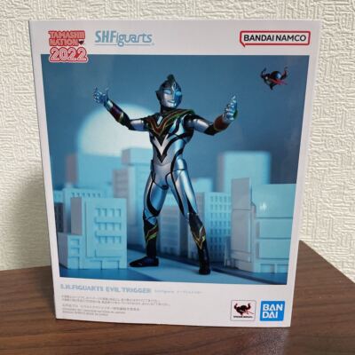 BANDAI S.H.Figuarts SH Figuarts Evil Trigger Ultraman Toy Figure