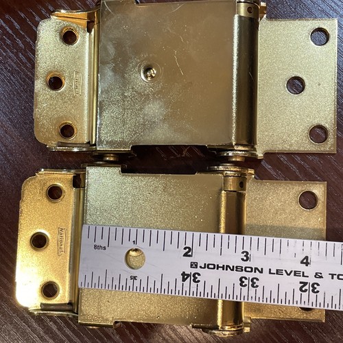 Bisagra de resorte de doble efecto de latón satinado National Hardware N100-049 3 L x 3 pulgadas - Imagen 6 de 10