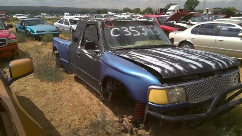 Cilindro maestro de freno usado se adapta a: Ford Ranger 1994 grado A Foto 3 de 4