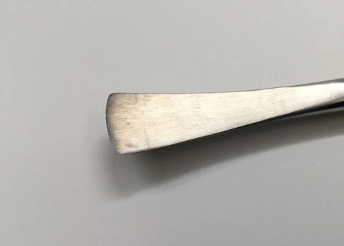 V. Mueller NL1075 Orthopedic 15mm Cushing Wide Sharp Elevator 7-1/2"