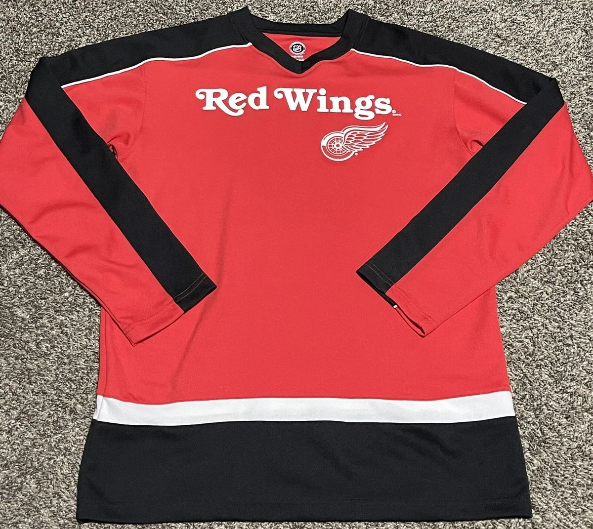 men's red wings jersey