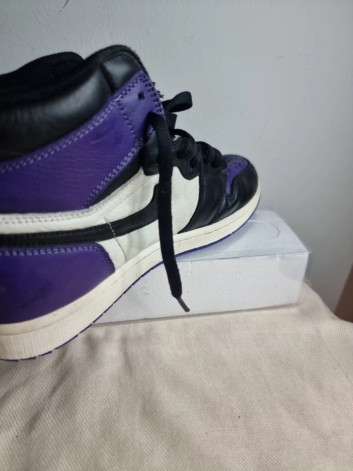 Nike Air Jordan 1 High, photo 3 of 5