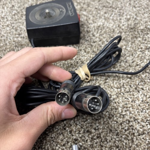 FOR PARTS 2 Tandy Radio Shack TRS-80 26-3008 Joystick Video Game Controller - Photo 8/8