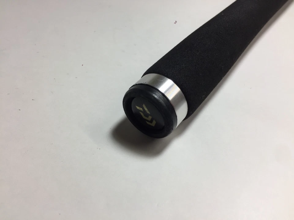 70371) DAIWA ETIQUETA NEGRA BL-641MLRB, para varilla de fundición de cebo de agua dulce Foto 2 de 4