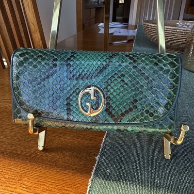 Gucci Continental python wallet ( Rare find)