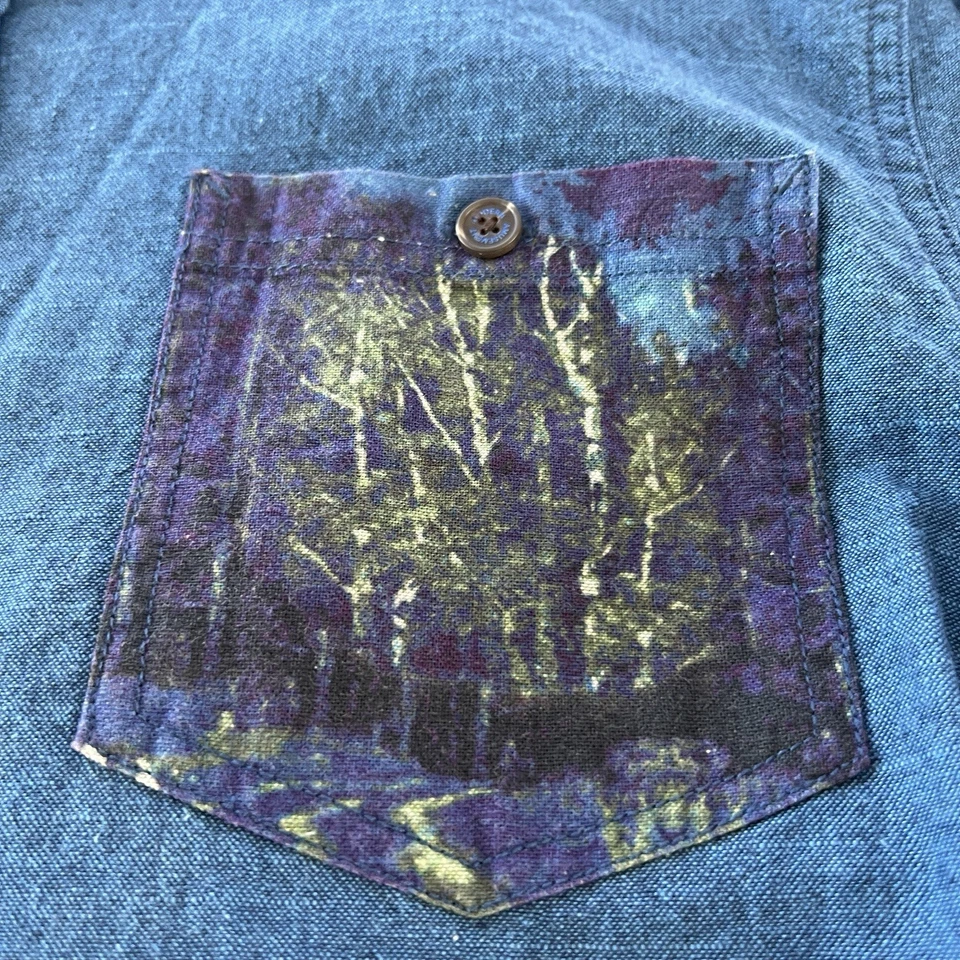 Camisa de Diversión Moderna Para Hombre Manga Grande Abotonada Árbol Real Bolsillo Shambrey Foto 2 de 4