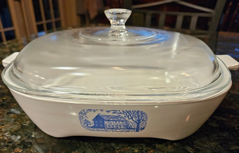 Vintage Amana Radarange by Corning Browning Skillet - 10" with glass lid