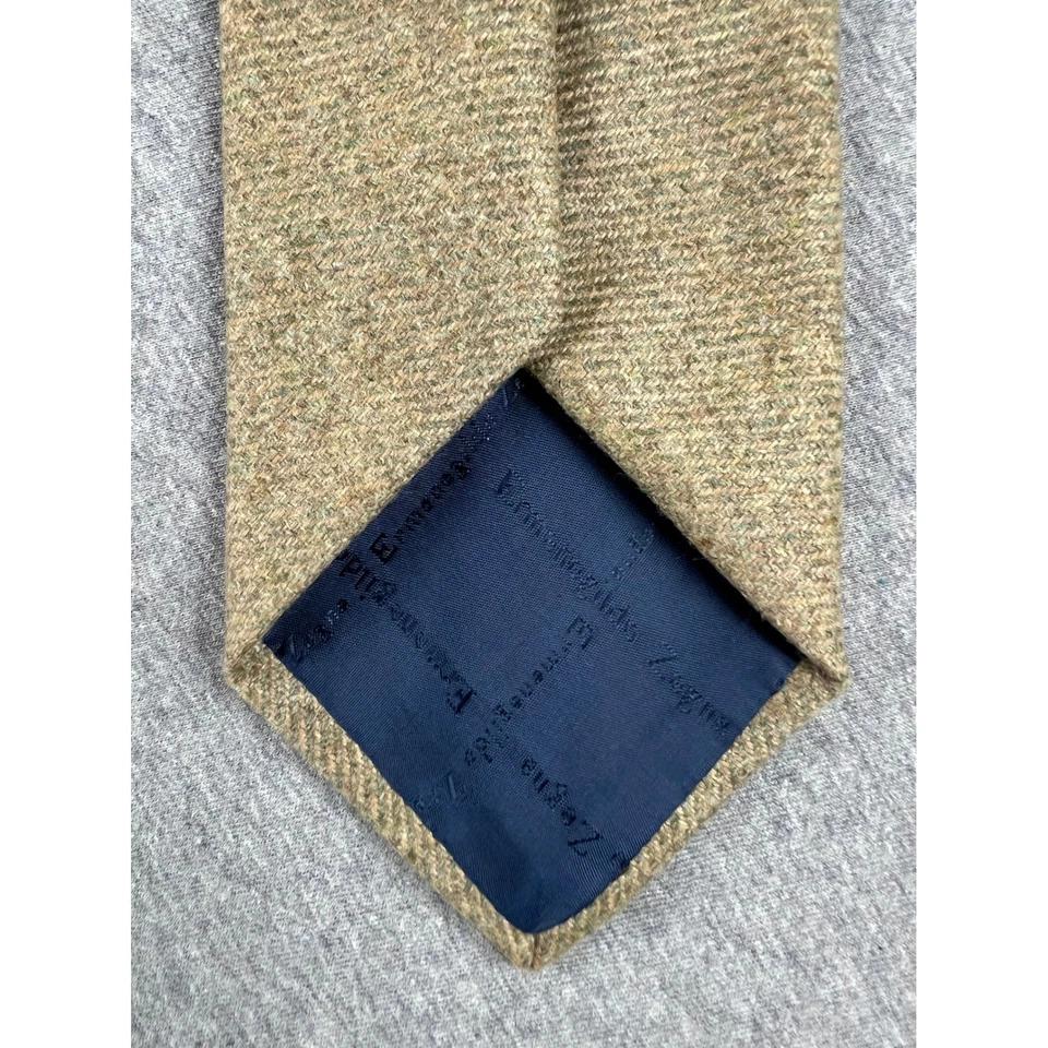Corbata de cachemir Ermenegildo Zegna beige texturizada lujo formal Foto 3 de 4