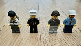 Complete 2011 Lego City/Town Police Bank and Money Transfer #3661, Instructions
