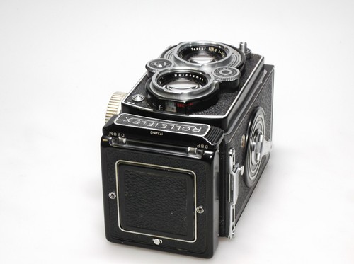 Rolleiflex 3.5B + Zeiss Tessar 75mm F3.5 - Picture 5 of 11