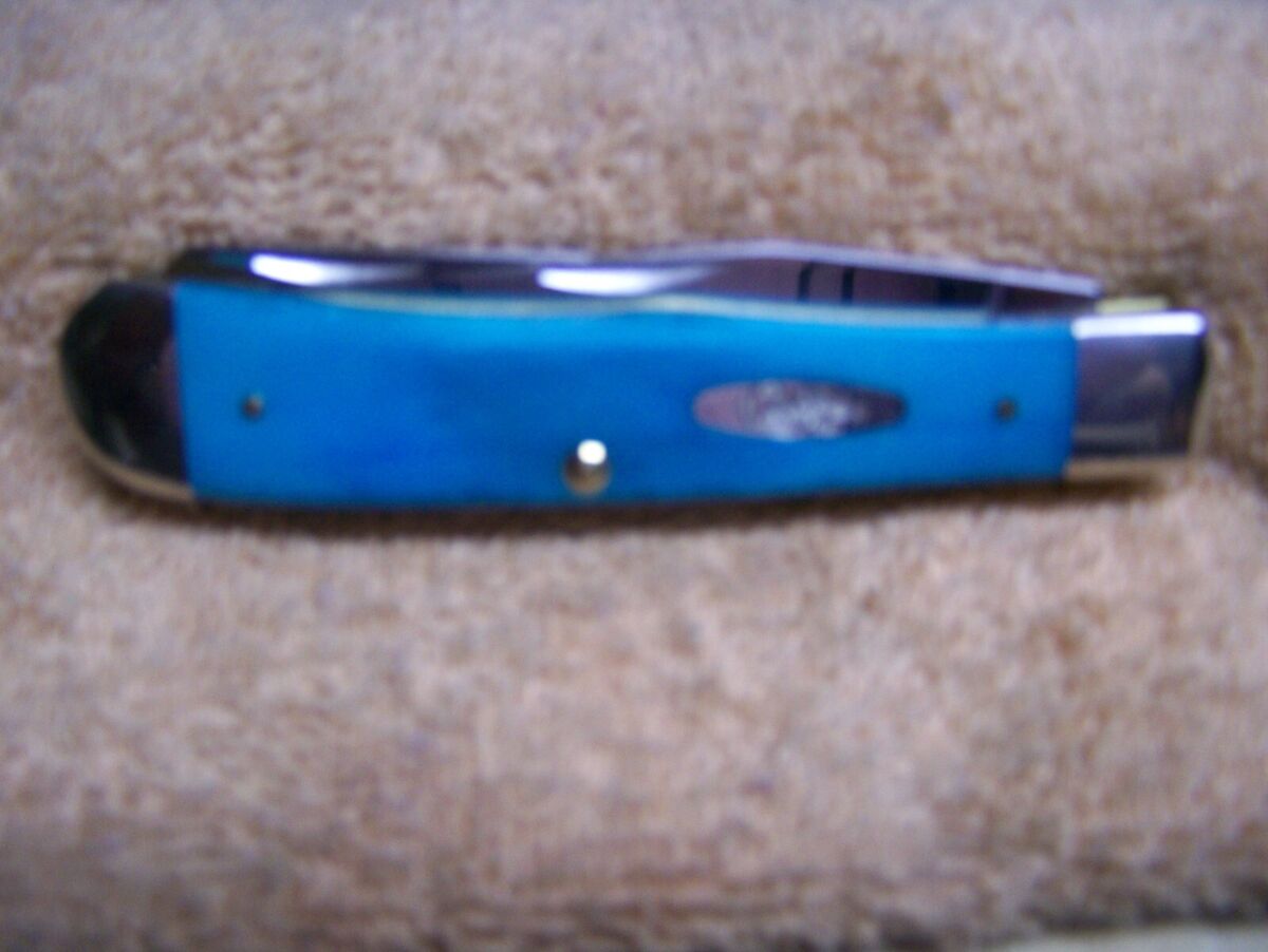 W R CASE CARIBBEAN BLUE SAWCUT BONE 6254 4 1/8 W R CASE CARIBBEAN BLUE SAWCUT BONE 6254 4 1/8