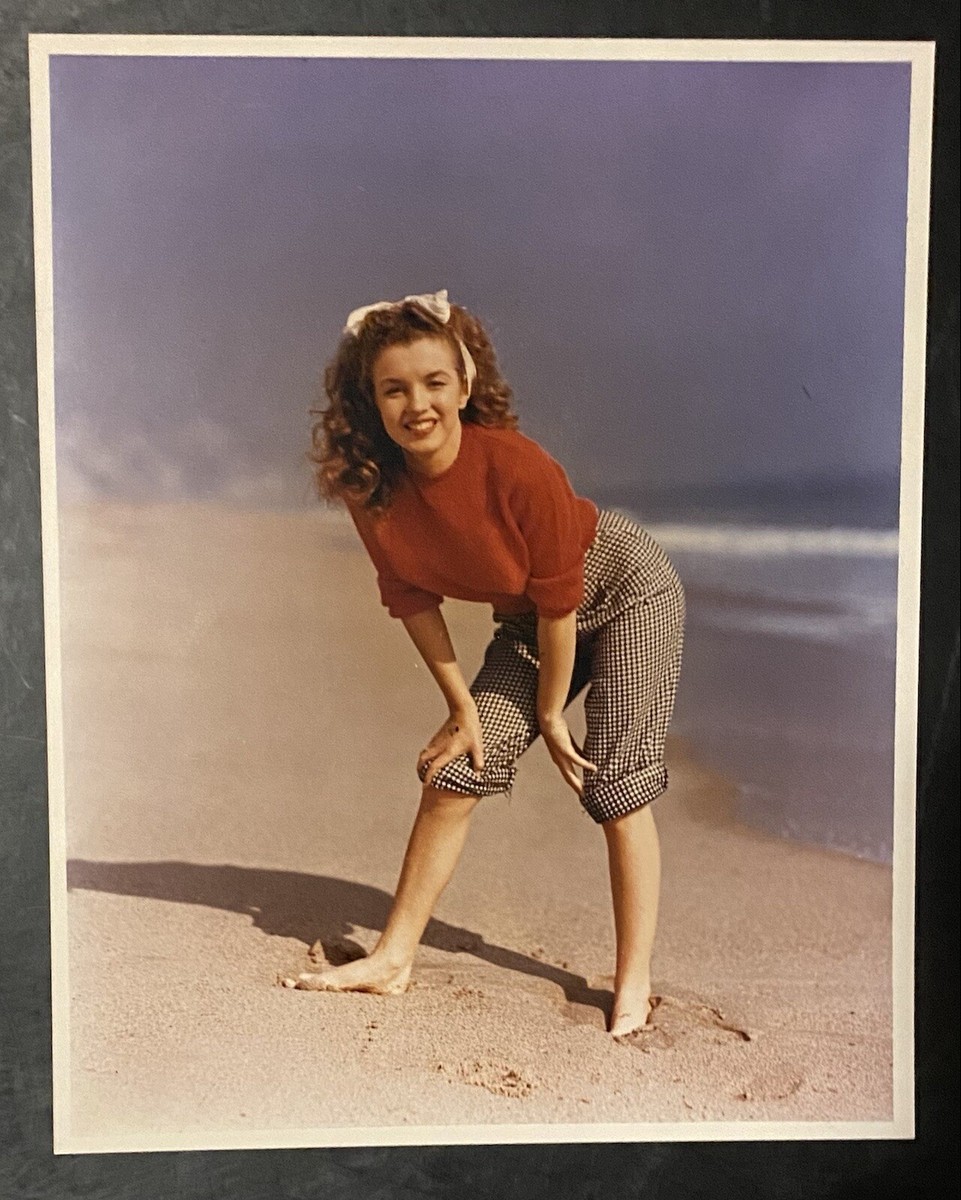 マリリン・モンロー 写真集 / André de Dienes. / USED マリリン・モンロー 写真集 / André de Dienes. / USED - メルカリ