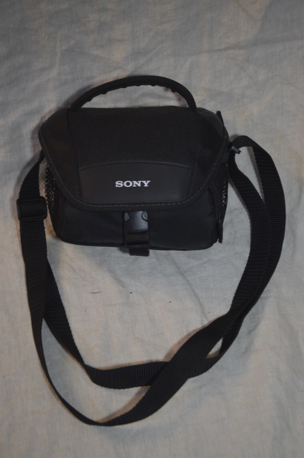 Sony Camcorder and Camera Soft Carrying Case Shoulder Bag Black 6.5x4x5-image