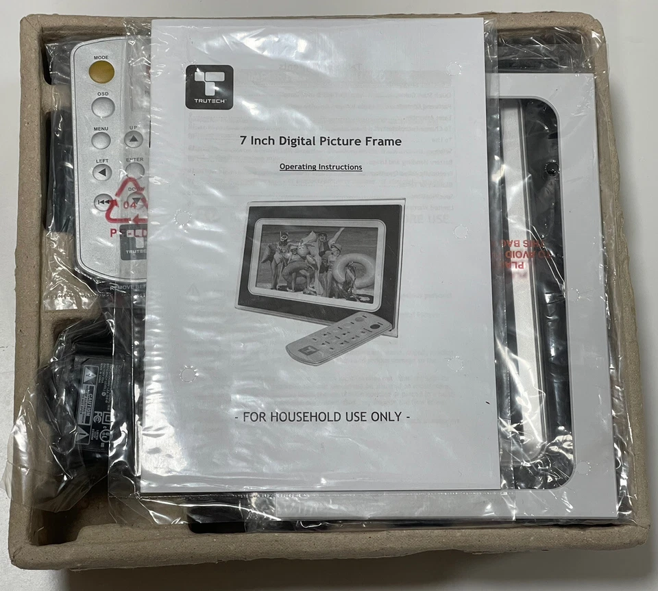 TRUTECH 7” INCHES DIGITAL PHOTO FRAME A60P0315 BLACK AND WHITE FRAME INSERT NEW! - Image 3 of 4
