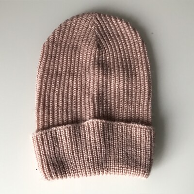 ALCOTT STRICKMÜTZE FARBE ROSA FLEISCH