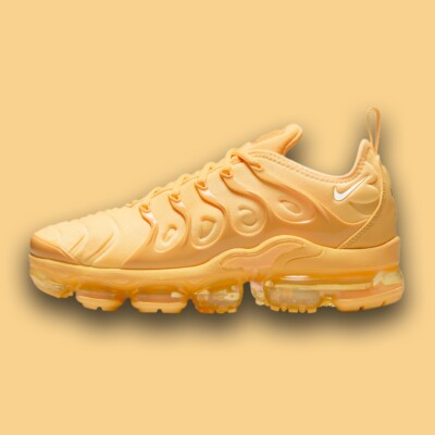 nike vapormax women yellow