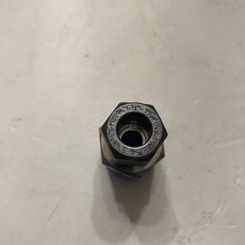 (3) PARKER 6-8 FBZ-SS 3/8IN COMPRESSION BY 1/2IN MNPT STRAIGHT FITTINGS - Picture 5 of 6