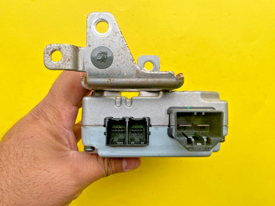 2017-2019 HYUNDAI SANTA FE МОДУЛЬ УПРАВЛЕНИЯ МОЩНОЙ РУЛЕВОЙ КОЛОНКОЙ ОТ ОРИГИНАЛЬНОГО ПРОИЗВОДИТЕЛЯ 2W563-99700 - Изображение 3 из 4